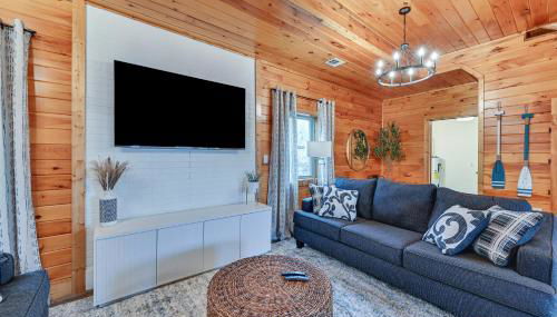 Private Hot Tub, Arcade Game Bee Spring Cabin - Foto 4