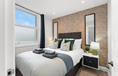 Stunning 4 Bedroom Abode in Zone 1 - Balcony - Sleeps 9 - Foto 4