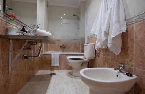 Estudio en la calle mas bonita de salamanca - Foto 8