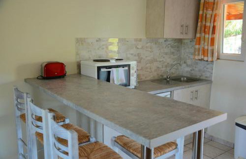 Red Rose Garden - Photo 14