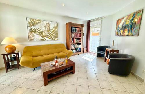 Gite en 3 épis de plain-pied, 2 chambres, climatisé, terrasse, jardinet et parking, très calme - Foto 18