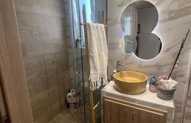 Elea House - Photo 35