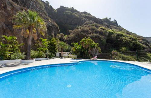 Blue Dream: Panoramic view on heights over the sea - Foto 10