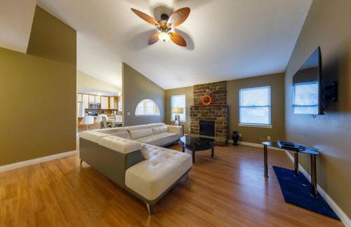 Cozy Retreat 3bdrm 2bath house with deck - Foto 26