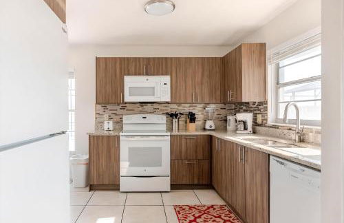 3Q/2B Vista para o Lago c/piscina | 10min->Disney - Foto 3