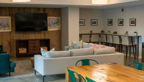 NEWLuxe 2bd2ba w Pool & More - Foto 5