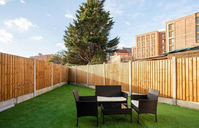 1 Bed-sleeps 4-free Parking-30 Min to Central Ldn - Photo 14