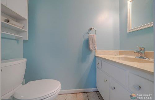 Flagler Avenue adjacent Dog Friendly Home with Garage! Stroll to the Beach! - Foto 13