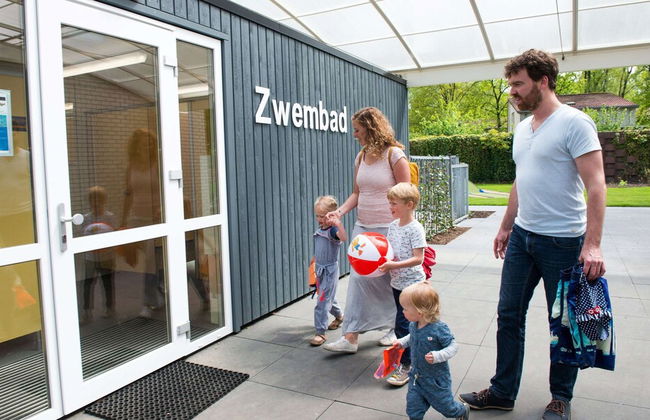 Forest-edge Villa With Sauna - Photo 1