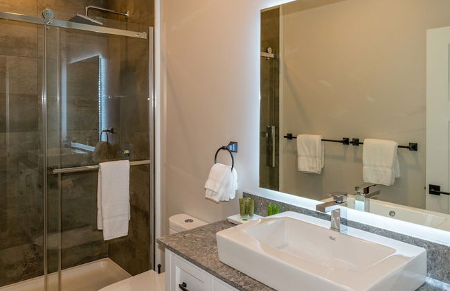 Lake Placid Inn Main Street - Photo 5