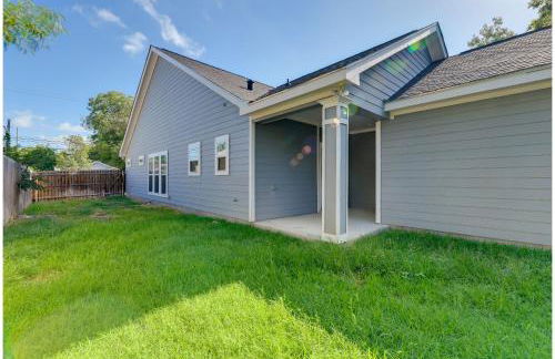 Centrally Located Stunning 3BR 2BA Near Downtown - Foto 66