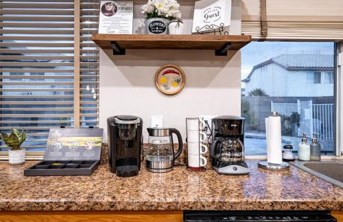 5BR 3BA Family friendly entire home w pool, spa, games, tvs, and more - Photo 7