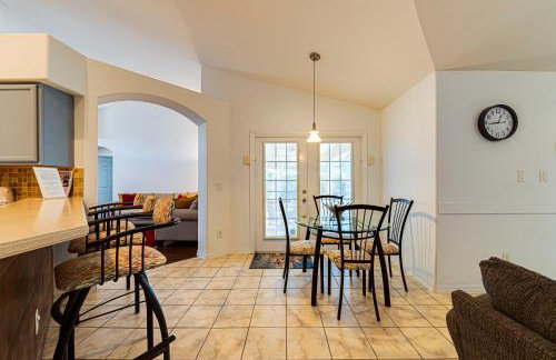 514 - Make Yourself at Home on our Private Pool Deck with Spa - Photo 8