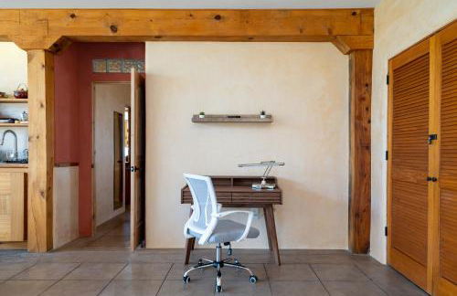 Santa Fe Ridgetop Retreat With 2 Hot Tubs and Views - Foto 7