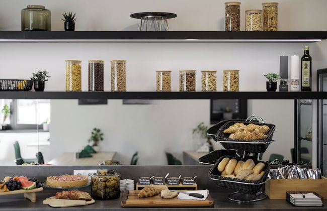 River Apartments - Photo 31