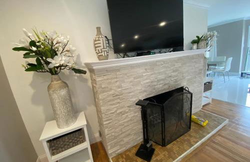 Elegant & spacious 32 Gem in Harper Woods - Foto 11