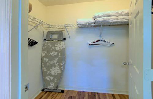 4 Bedroom SunHaven Townhouse with Pool Near Disney - Foto 24