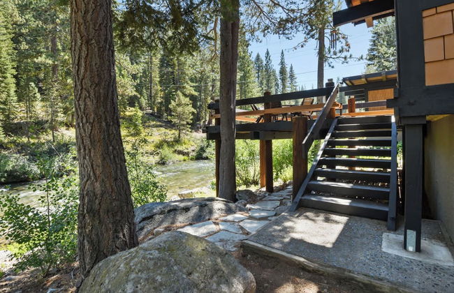 Joy on the River Stunning Waterfront Home for 10 - Foto 47