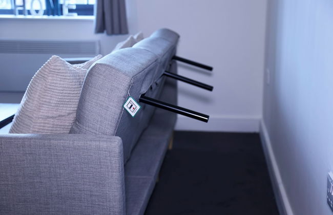 Captivating 1-bed Apartment in Nottingham - Photo 14