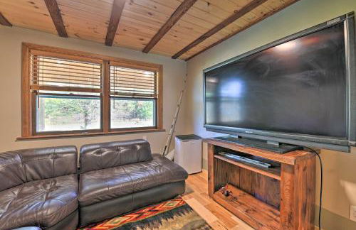 Unadilla Cabin on 50 Acres and Fire Pit and Creek - Foto 12