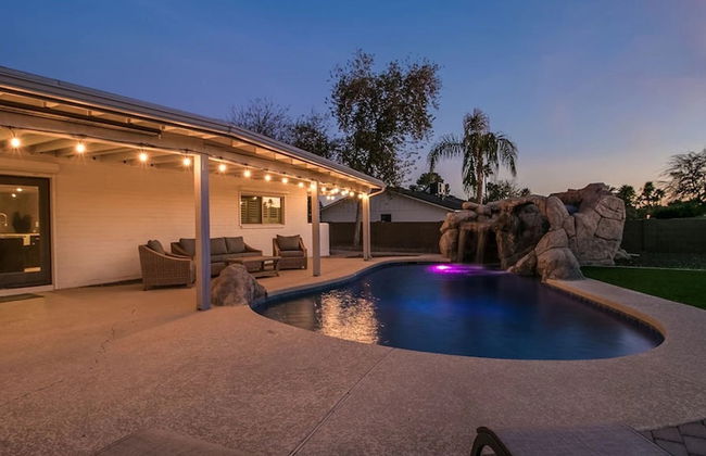 Relaxing 4 Bdrm Retreat in the Heart of Scottsdale - Foto 24
