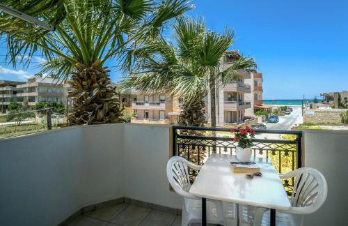 Yannis Apartments - Photo 3