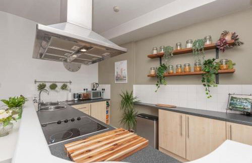 Shoppers Oasis - Heart of Leeds City Centre - Pass the Keys - Foto 15