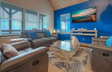 Waterfront, Shared Boat Dock & Pool w/ Views Ariels Grotto by Avantstay - Foto 8