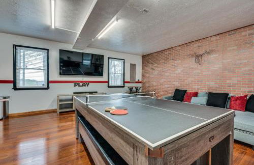 McDonough Escape with Private Hot Tub and Game Room! - Foto 13