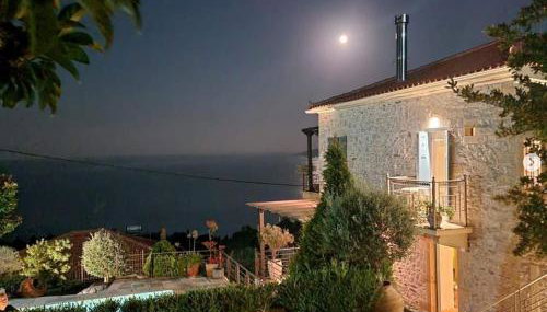 Stone house 1883 Kymi with pool - Foto 1