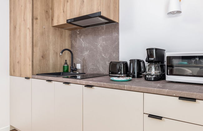 Jantaris Apartments by Renters - Photo 36