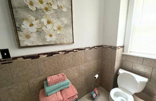 The Pearl-Lovely Victorian Home with Bed and Breakfast Energy - Foto 2