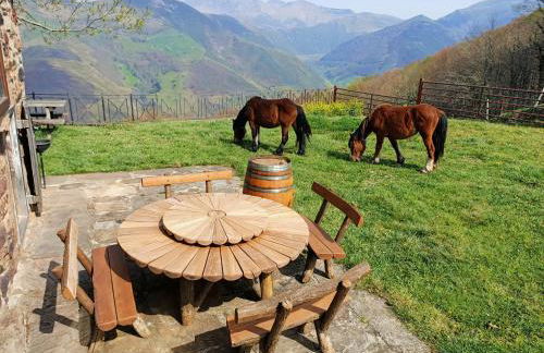 La cabaña mirador de los Valles Pasiegos - Foto 29