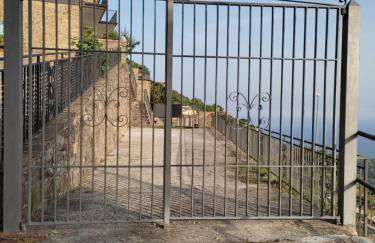 Il Ciuffo: ampia casa panoramica con parcheggio. - Foto 3