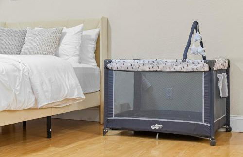 35674 - Newark Family-Friendly 4BR 3BA Retreat - Foto 26