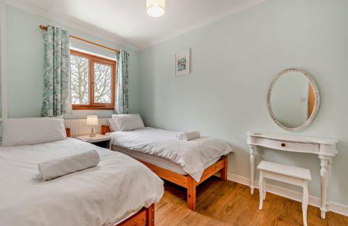 3 Bed in Llanllwni 91447 - Foto 28