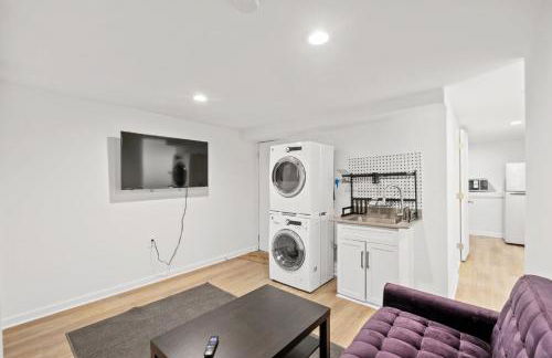 Negin 2903 - Basement Unit - Foto 10