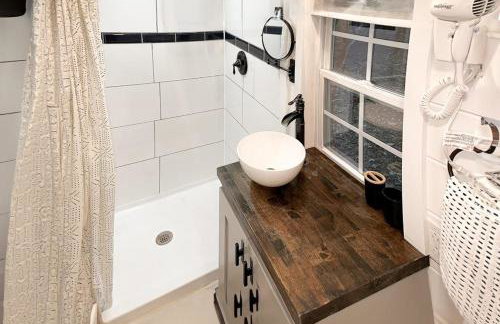 Cozy Lakeview Cottage - Foto 42