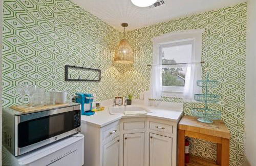 Stonewall Bungalow 2 - Sleeps 2 - Foto 16