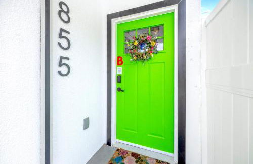 B- InstaWorthy & Family-Friendly NoHo Gem- Near Universal & Hollywood with Parking, Games, and Hot Tub - Foto 27