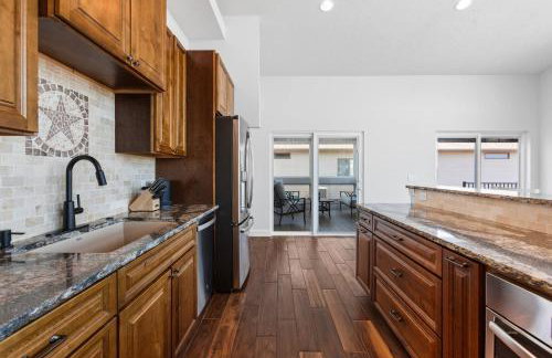 Lakefront Mansion!Close to SAC&Mahoney State Park! - Foto 49