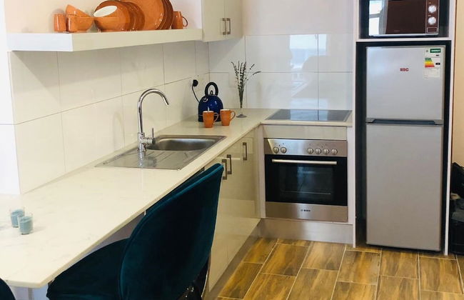 Urban Oasis ApartHotel - Photo 17