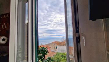 Free Parking Sanremo - Panoramic Terrace with Sea View - Foto 5