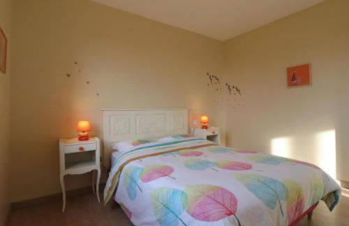 Maison spacieuse à St Denis de Villenette avec jardin clos - FR-1-497-115 - Foto 20