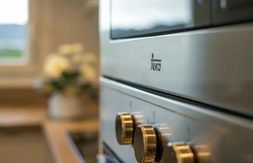 Apartamento con terraza, vistas playa y montaña - Foto 10