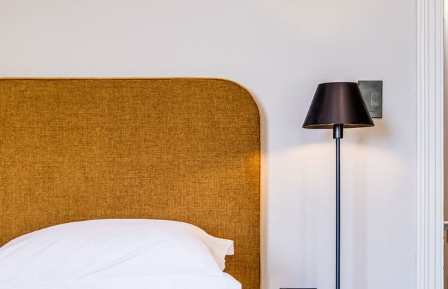 Experience Tranquility at Kelvin Urban Retreat - Photo 31