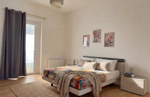 Residence Casa Palmira - Modern Apartments near Neɡrar Hospital - Valpolicella - Foto 17