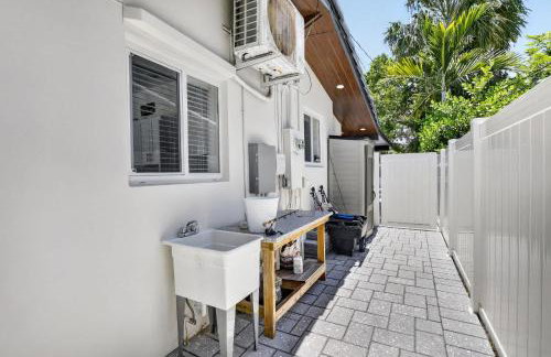 Waterfront Oasis with Private Pool - Foto 32