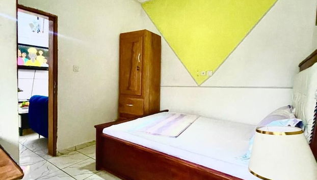 1 Bed Studio Sleeps 2 - Wifi, Balcony, Parking - Foto 4, Habitación