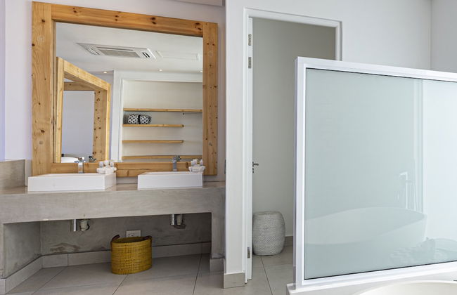 YOLO Spaces – The White House Boutique Villa - Foto 61